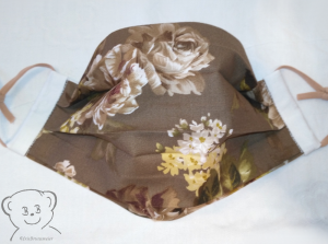 Mund-Nasen-Bedeckung, Behelfsmaske, Muster [Rosen/graubraun und weiß uni], zweilagig, waschbar, mit Gummiband - Handarbeit kaufen