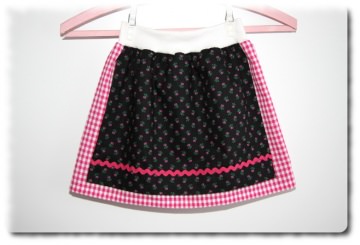  Mädchenrock  einzeln angefertigter Kinderrock im Trachtenlook