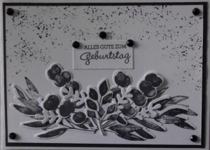 Selbsgestaltete Karte in schwarz weiß mit einem Blumenbouquet zum Geburtstag - Handarbeit kaufen