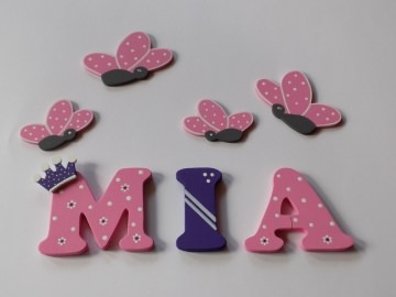 Holzbuchstaben in rosa / lila ♥ Beispiel: MIA