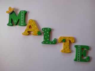 Holzbuchstaben in grün / gelb ♥ Beispiel: MALTE