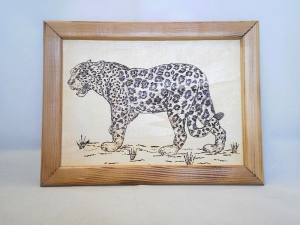 Kleines Brandmalbildchen Motiv Leopard - Handarbeit kaufen
