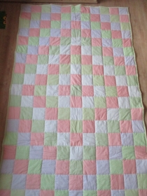   ♥ Sehr Schöner Quilt in hellen Farben, 1.33 x 2.28 m groß ♥
