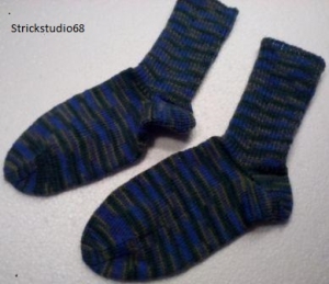 Socken handgestrickt  Gr.40/41  selbstmusternd blau-grün Töne