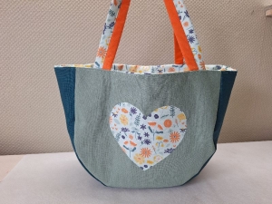 Strandtasche, Korb, Shoppingbag in salbei mit Herz  - Handarbeit kaufen