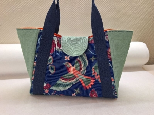 Mini Handtasche, Korb, Arbeitstasche in blau/bunt und salbei  - Handarbeit kaufen