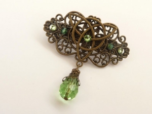 Kleine Haarspange im Irland Stil mit keltischen Knoten grün bronzefarben Geschenk Frau - Handarbeit kaufen