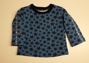 Sweatshirt Gr. 62/68 für Jungen  blau mit Sternen und Webband - Handarbeit kaufen