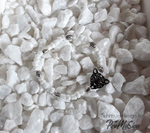 Perlenarmband  ☆ Leopard ☆  in schwarz und weiß aus Glas und Metall
