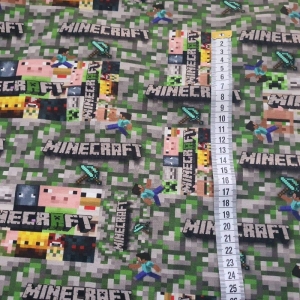 Minecraft Stoff - Sommersweat - Kinderstoff - Superhelden auf grün grauem Hintergrund