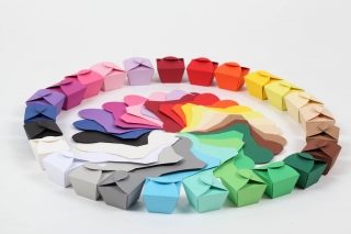 24 Pralinenschachteln aus Tonkarton Farbe frei wählbar - Handarbeit kaufen