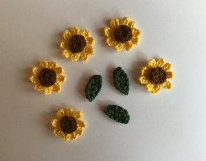 Häkelapplikation Set Sonnenblumen, Häkelblumen, Streublumen gehäkelt - Handarbeit kaufen