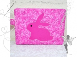 Süße,kleine,rosa Kulturtasche mit Hasenmotiv) - Handarbeit kaufen