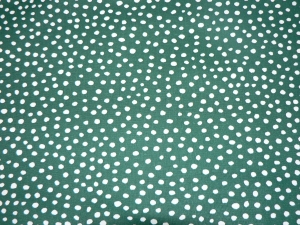 Crazy Dots in der Weihnachtsfarbe dunkelgrün - Handarbeit kaufen