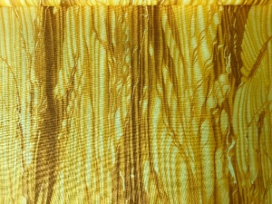 Baumwoll/Patchworkstoff Faltenwurf in gelb - Handarbeit kaufen