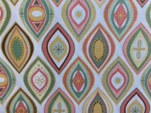 Baumwoll-/Patchworkstoff in creme mit farbigen Muster - Handarbeit kaufen