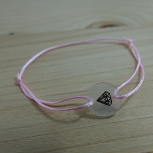 Rosa Armband (1,0 mm) mit selbstgemaltem Diamant-Anhänger