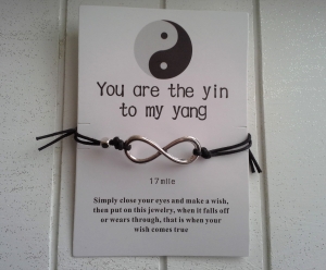 Armband ♥ Yin Yang ♥,  mit Schmuckkarte, geknüpftes Armband mit Infinity-Anhänger 