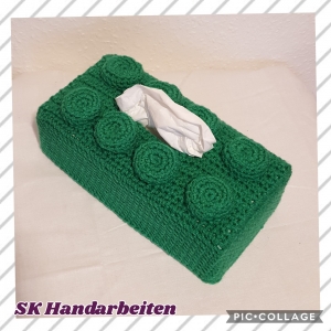 Gehäkelte Hülle für Taschtuchbox im Baustein-Look in Grün