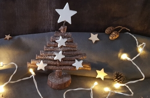 Handgemachter Deko-Tannen- Weihnachtsbaum aus Naturholz