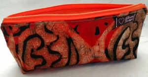 Kleine genähte Tasche aus afrikanischem Batikstoff in Orange, Weiß und Schwarz - Handarbeit kaufen