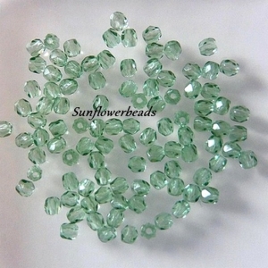 50 Stück böhmische Glasschliffperlen hellgrün, 3 mm   - Handarbeit kaufen