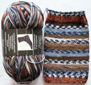 Socken in Wunschgröße für Wollallergiker braun/grau