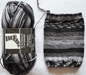 Socken in Wunschgröße für Wollallergiker schwarz/grau