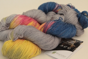 Handgefärbte Wolle Merino-Seide-Ramie Nr. 89 Pascuali Pinta von Farbenspielerei