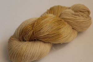 Handgefärbte Wolle Merino-Seide-Leinen 20/11 für Socken und mehr von Farbenspielerei - Pflanzengefärbt - Handarbeit kaufen