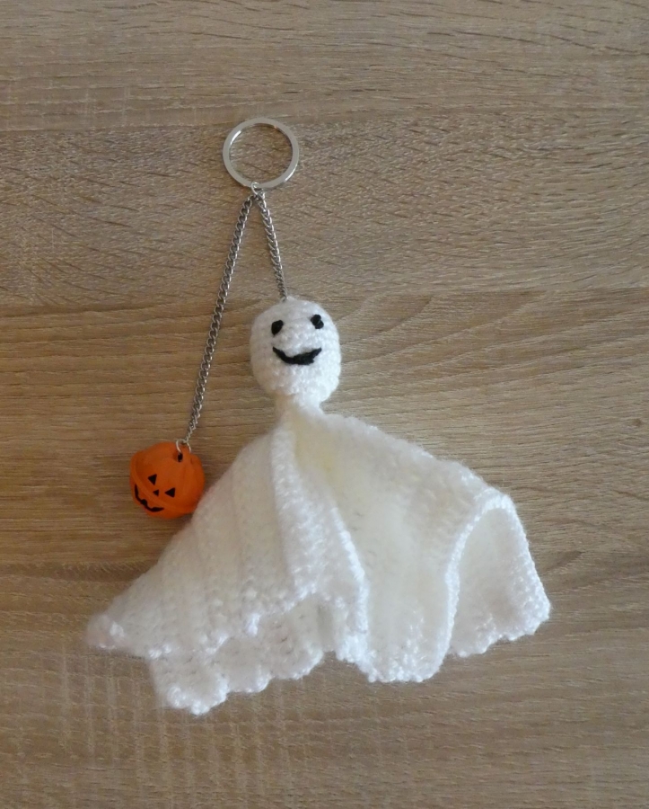 Halloween-Taschenanhänger Gespenst mit Kürbisglocke